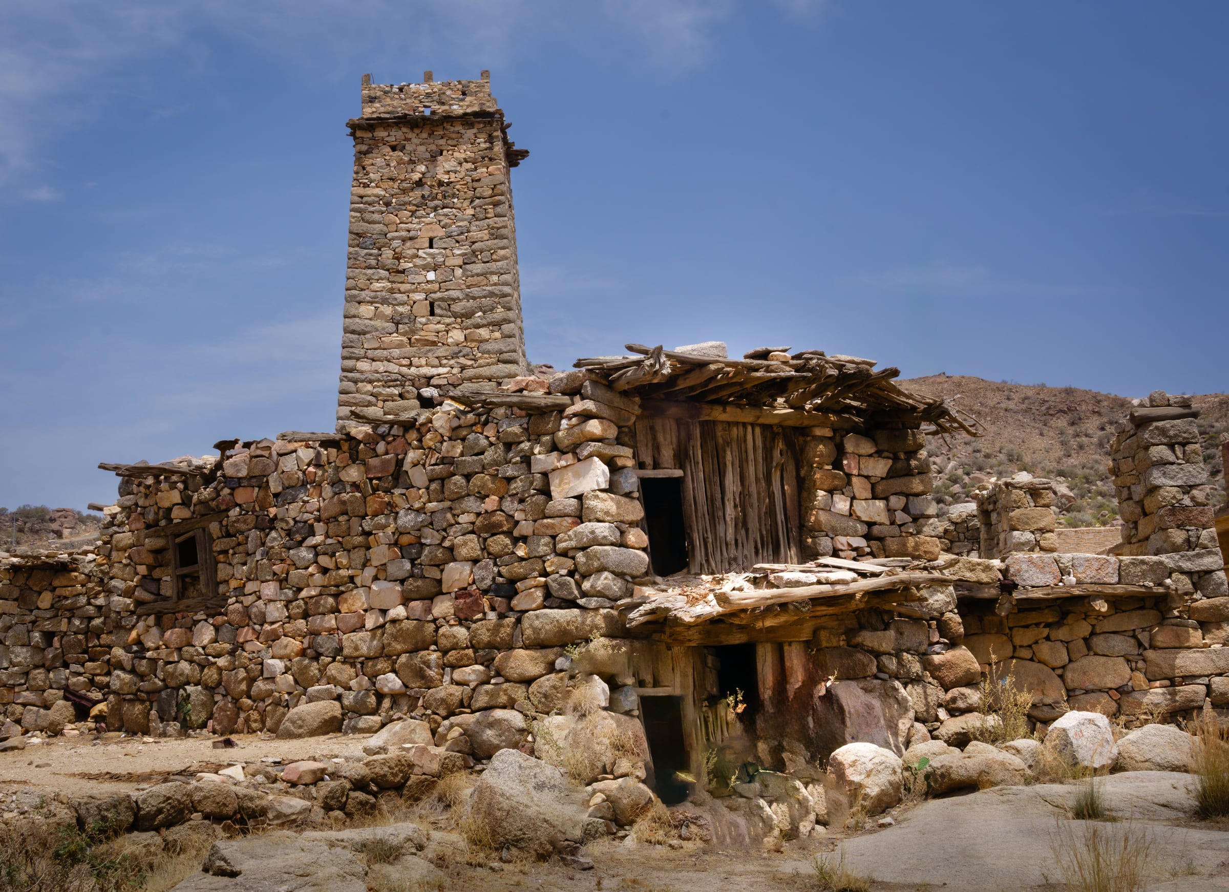 house behind Alkayed tower 26