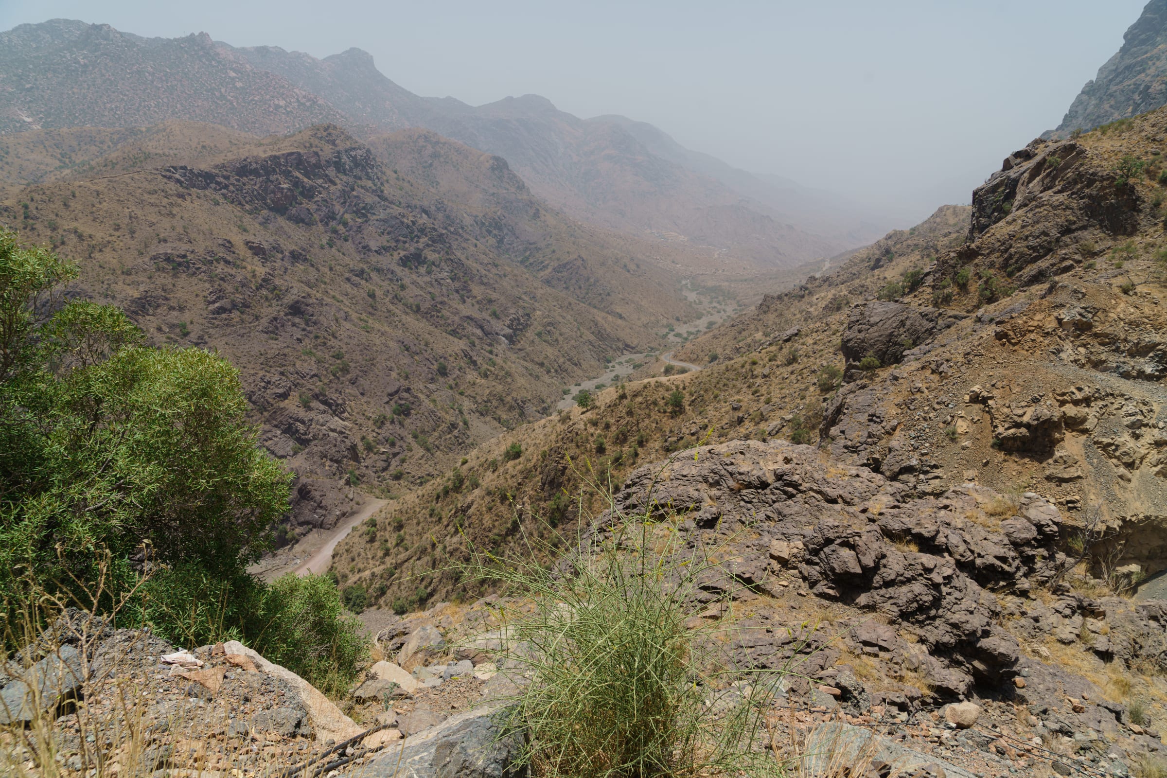 Wadi under Alhadab Maysan 26